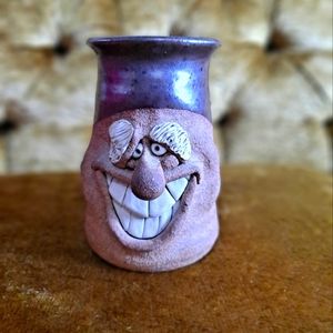 Kitschy pottery funny face mug, stoneware, signed, semiglazed. EUC.